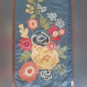Pier 1 Table Runner - Thumbnail 2